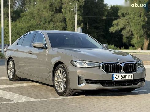 BMW 5 серия 2021 - фото 5