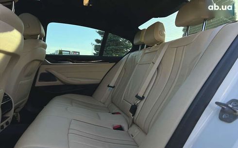 BMW 5 серия 2018 - фото 12