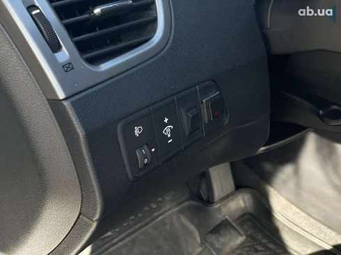 Hyundai Elantra 2011 - фото 14