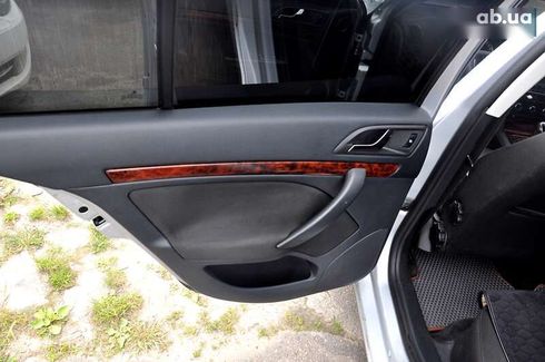 Skoda Octavia 2011 - фото 19