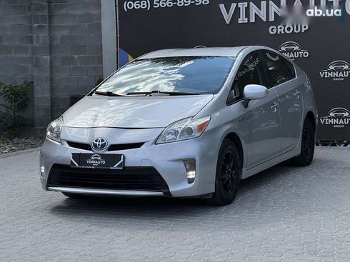 Toyota Prius 2013 - фото 4