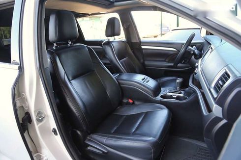 Toyota Highlander 2015 - фото 14