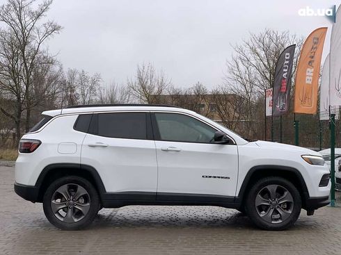 Jeep Compass 2021 - фото 22