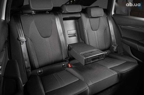 Skoda Octavia 2021 - фото 7