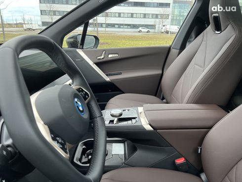BMW iX 2023 - фото 13