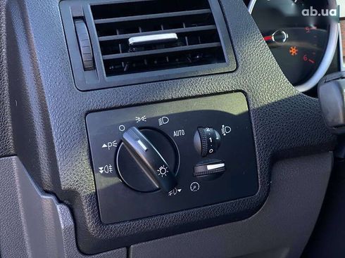 Ford C-Max 2010 - фото 19