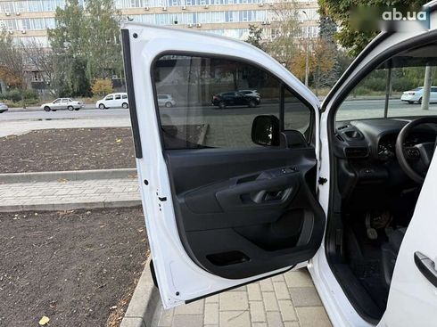 Citroёn Berlingo 2023 - фото 23