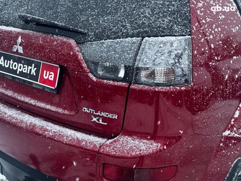 Mitsubishi Outlander 2008 красный - фото 10