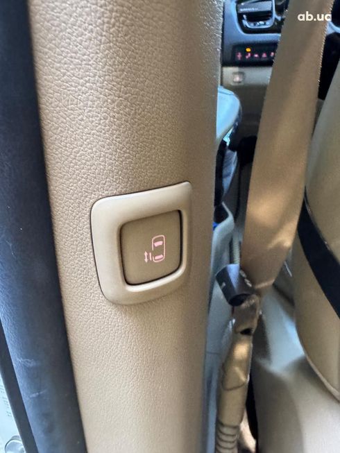 Kia Carnival 2019 белый - фото 98