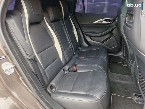 Infiniti QX30 2017 - фото 12