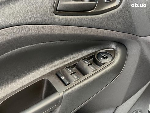 Ford Escape 2015 белый - фото 20