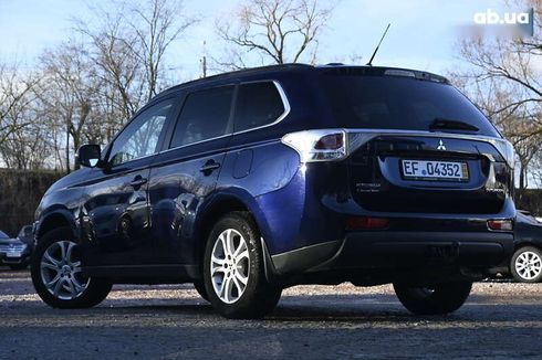 Mitsubishi Outlander 2013 - фото 6