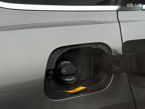 Volkswagen Touareg 2012 - фото 24