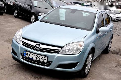 Opel Astra 2009 - фото 19