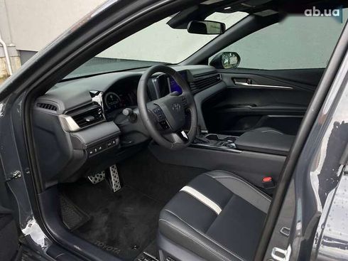 Toyota Camry 2024 - фото 19