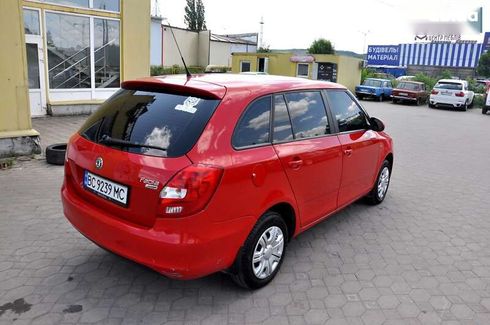 Skoda Fabia 2010 - фото 6