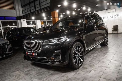 BMW X7 2022 - фото 30