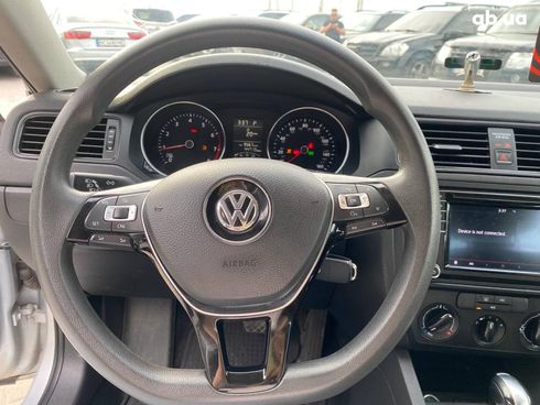 Volkswagen Jetta 2015 серый - фото 21