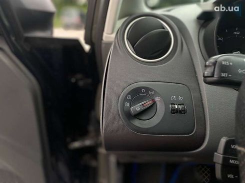 SEAT Ibiza 2011 - фото 28
