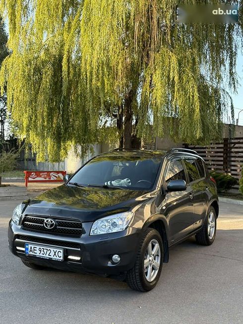 Toyota RAV4 2006 - фото 2