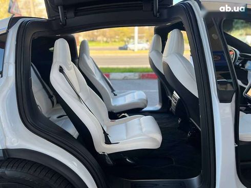 Tesla Model X 2020 - фото 22