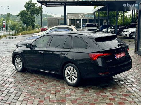 Skoda Octavia 2020 - фото 8