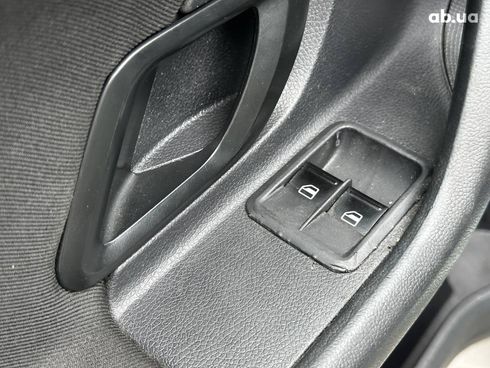 Skoda Fabia 2012 серый - фото 28