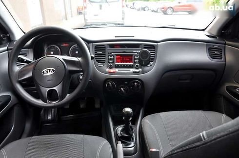 Kia Rio 2010 - фото 29