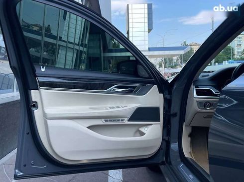 BMW 7 серия 2017 - фото 28