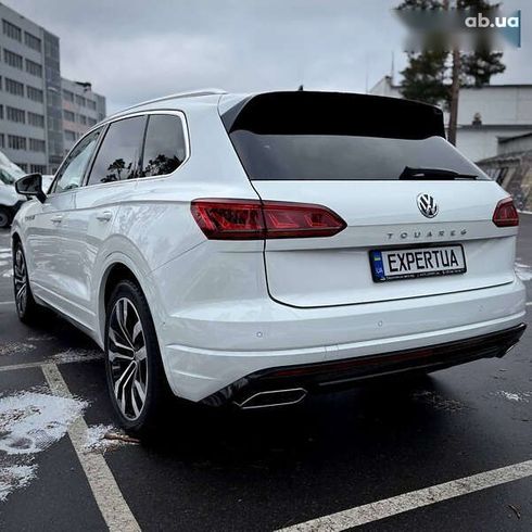 Volkswagen Touareg 2020 - фото 5