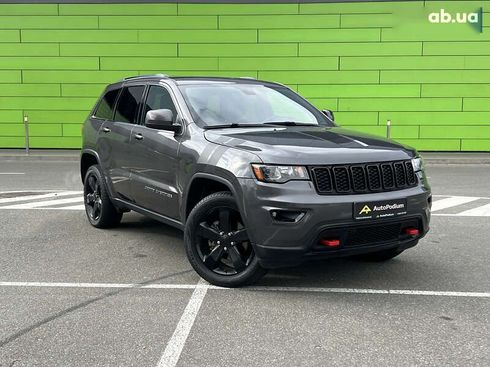 Jeep Grand Cherokee 2019 - фото 12