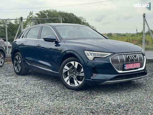 Audi E-Tron 2021 - фото 10