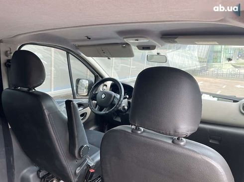 Renault Trafic 2015 - фото 20