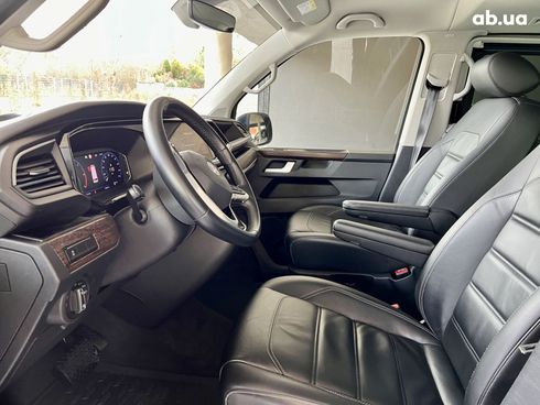 Volkswagen Multivan 2020 - фото 4