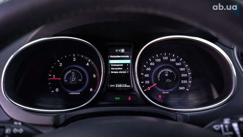 Hyundai Santa Fe 2014 - фото 25