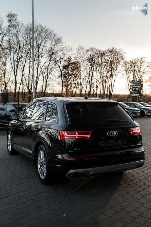 Audi Q7 2017 - фото 12