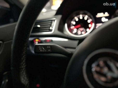 Volkswagen Passat 2018 - фото 24