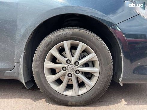 Toyota Camry 2015 - фото 20