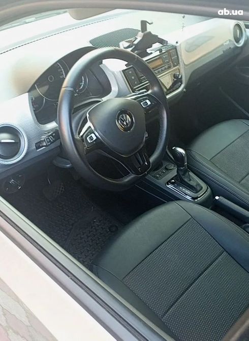 Volkswagen e-Up 2018 серый - фото 2