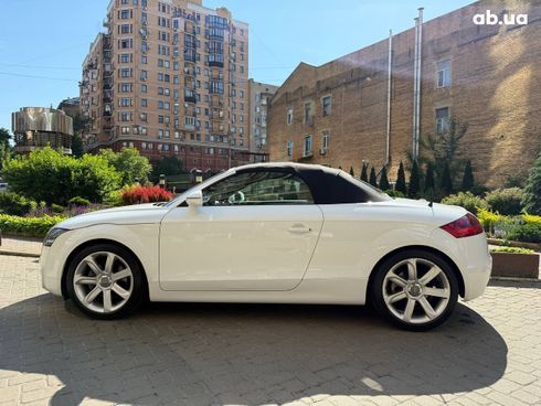 Audi TT 2007 белый - фото 13
