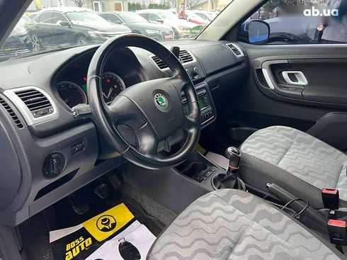 Skoda Fabia 2009 - фото 10