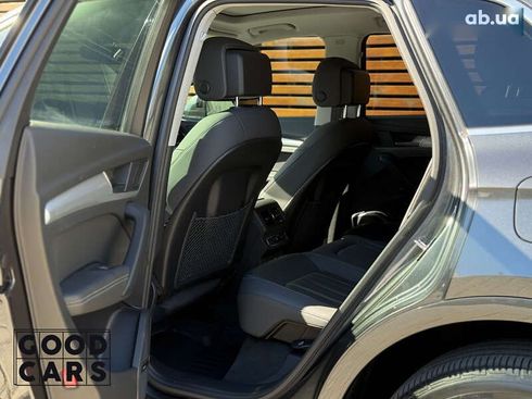 Audi Q5 2020 - фото 30