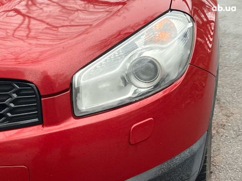 Nissan Qashqai 2012 красный - фото 9