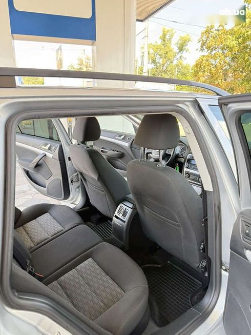 Skoda Octavia 2011 - фото 15
