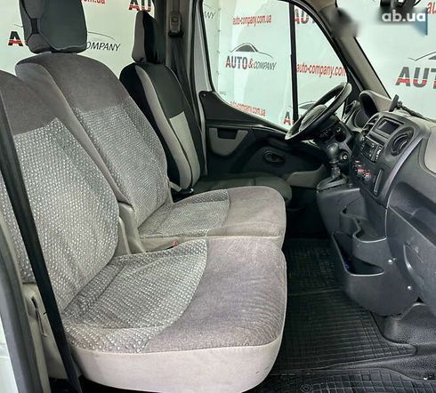 Renault Master 2016 - фото 12
