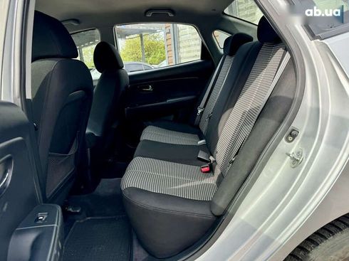 Hyundai Elantra 2011 - фото 19
