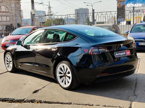 Tesla Model 3 2022 черный - фото 4