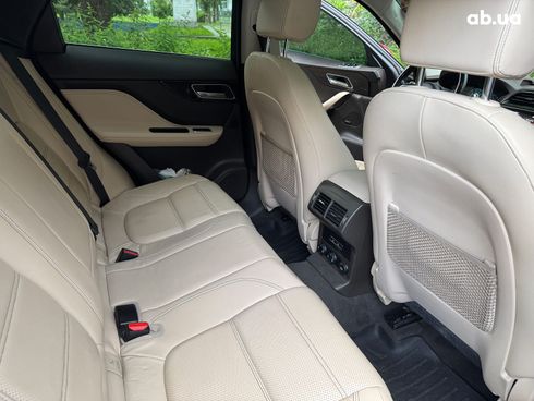 Jaguar F-Pace 2016 красный - фото 23