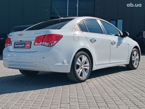 Chevrolet Cruze 2012 белый - фото 22
