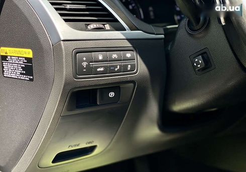 Genesis G80 2016 - фото 21